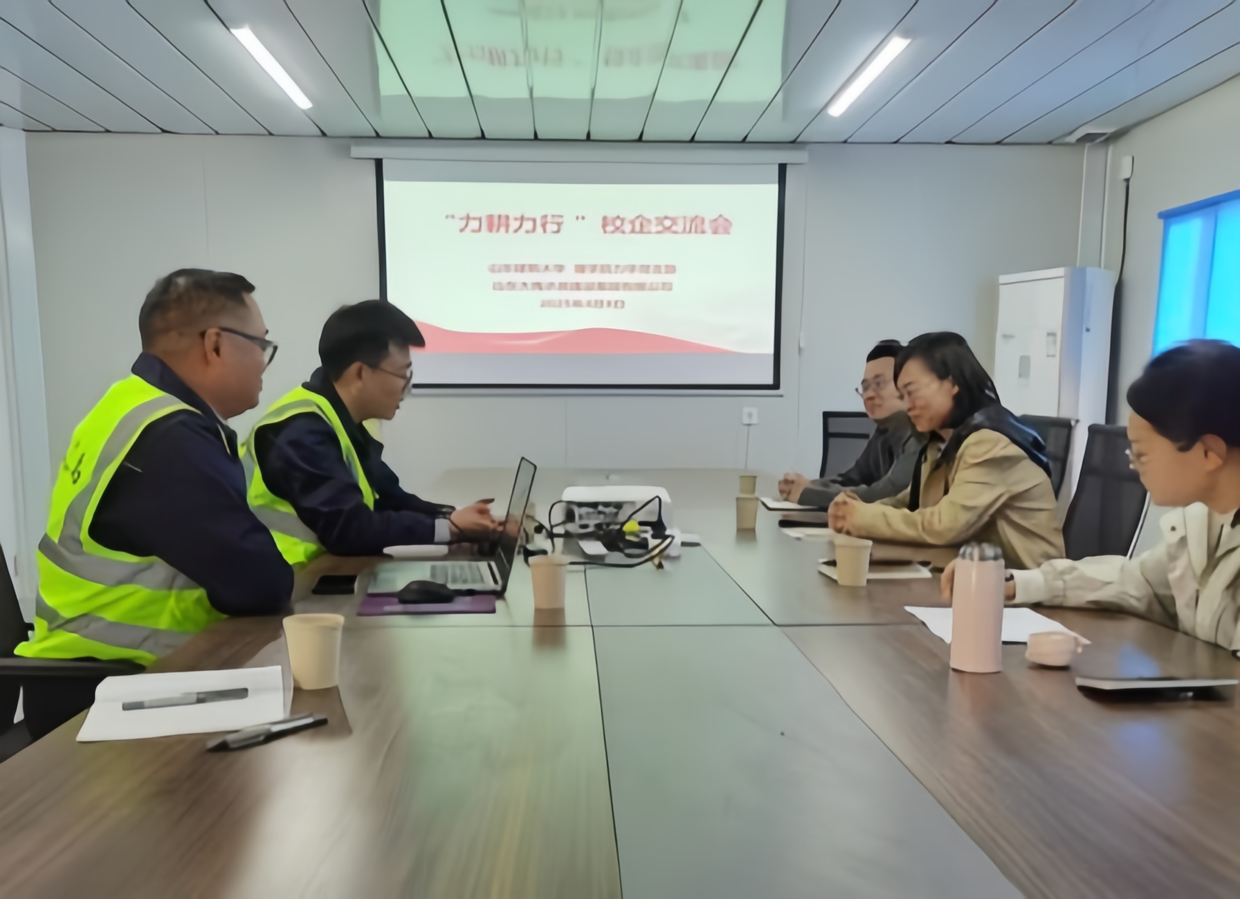 AG���˹��ʡ�(�й���)�ٷ���վ-��վ���